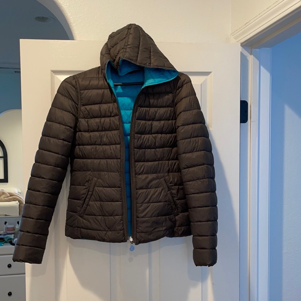 Woman’s S Nautica reversible packable jacket